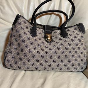 Dooney and Bourke handbag